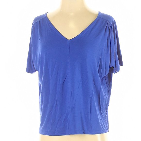 Old Navy Tops - Old Navy Short Sleeve Tee in Blue Size Small